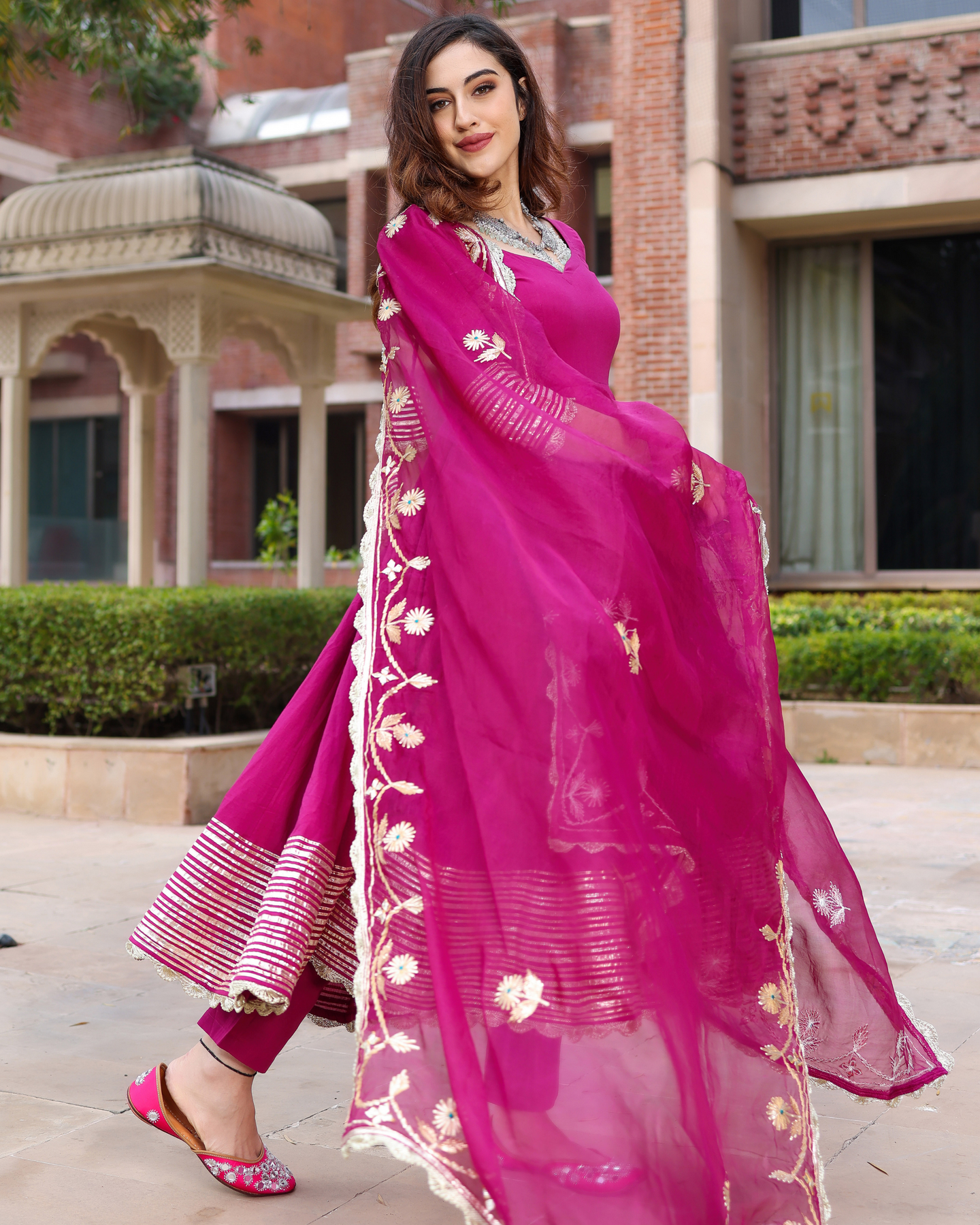 Sparkling Gotapatti Suit Set