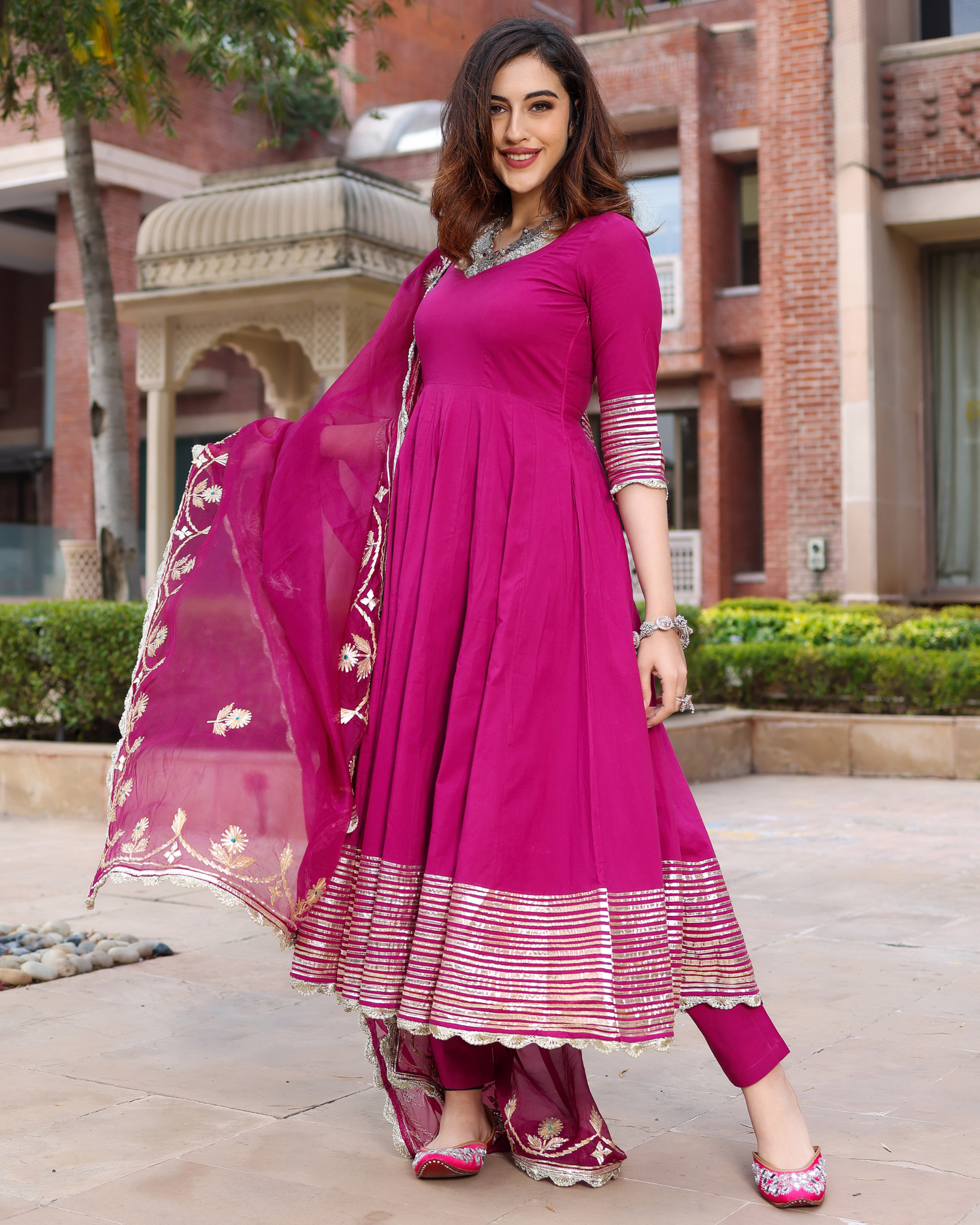 Sparkling Gotapatti Suit Set