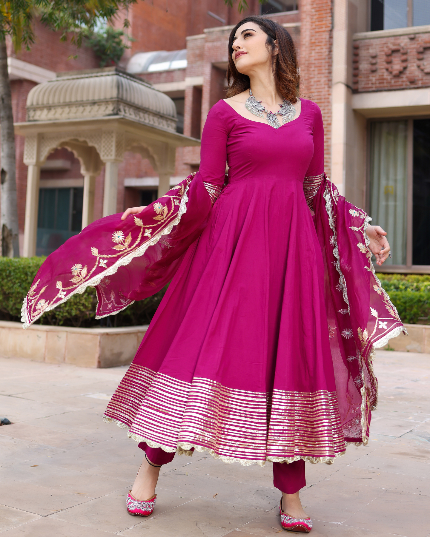 Sparkling Gotapatti Suit Set
