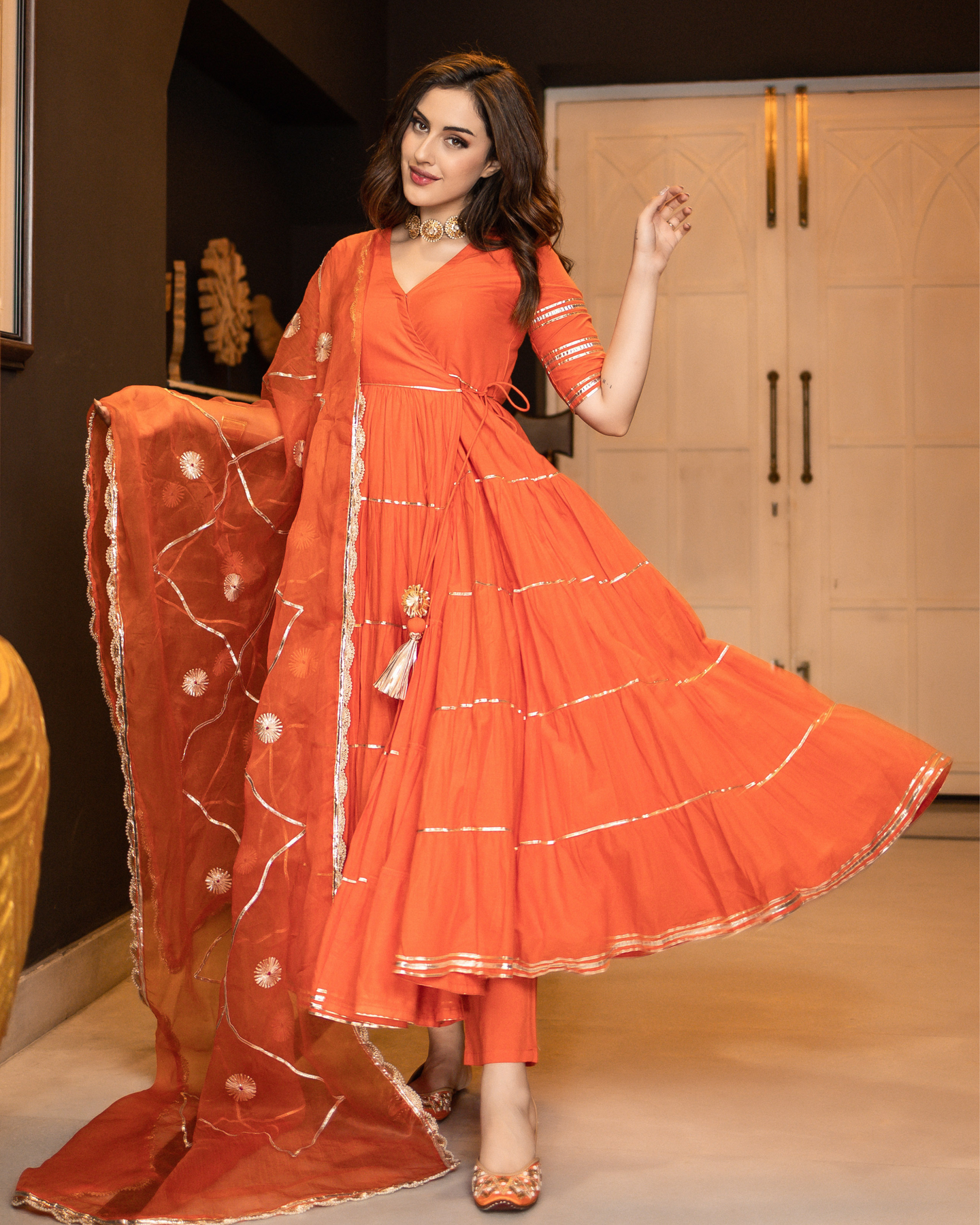 Sparkling Gotapatti Suit Set