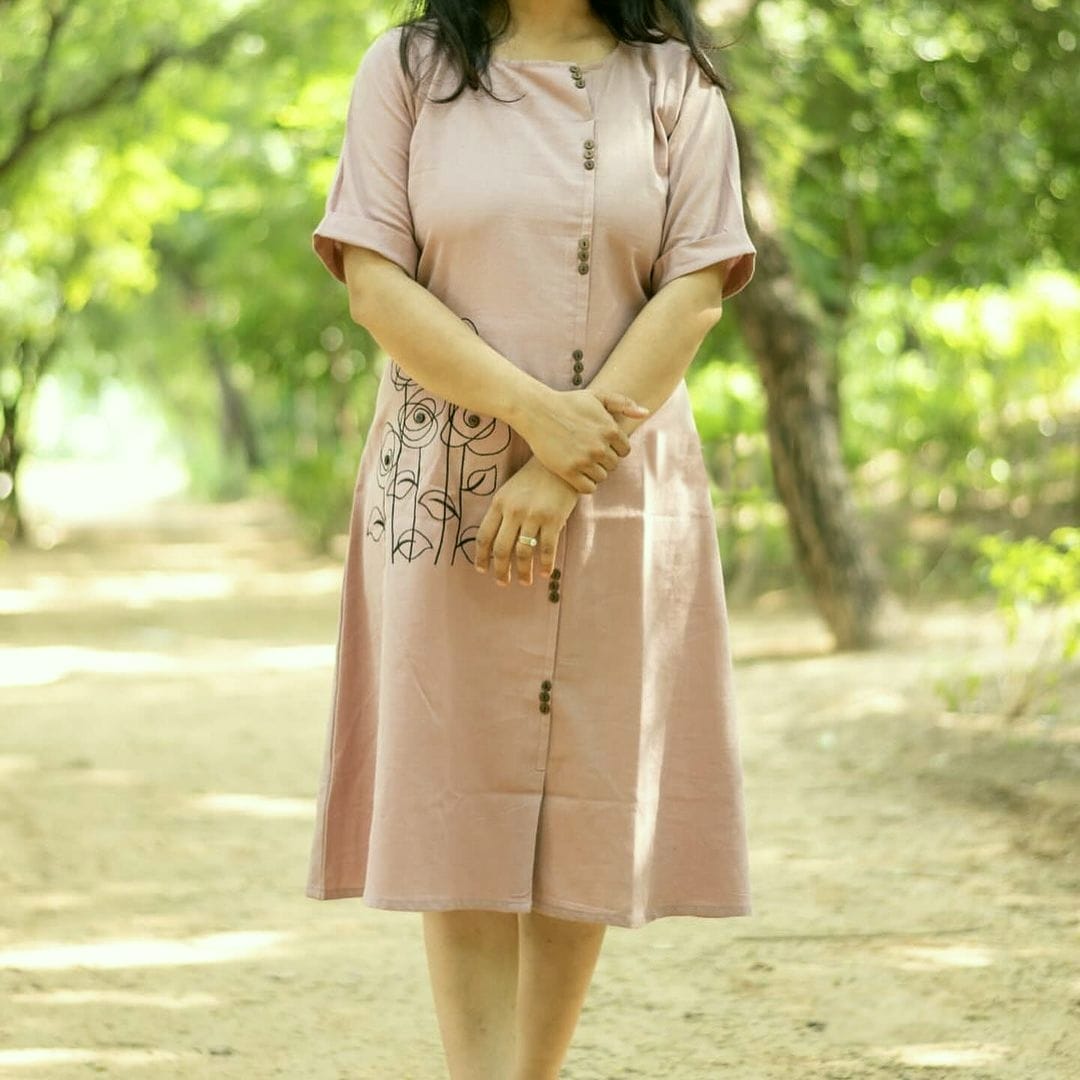 Women front button style aline kurta set