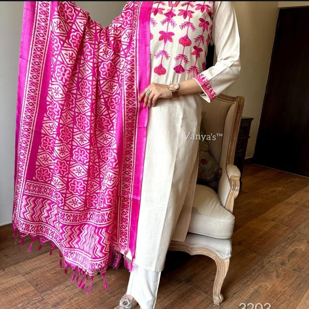 Handloom Cotton Off-White Kurta Pant Dupatta set