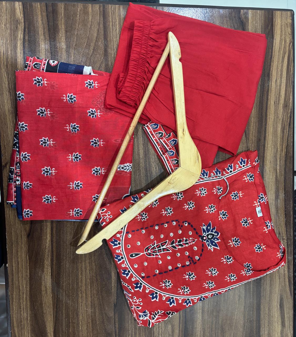 Women Anarkali Full gher Cotton Red Dupatta set