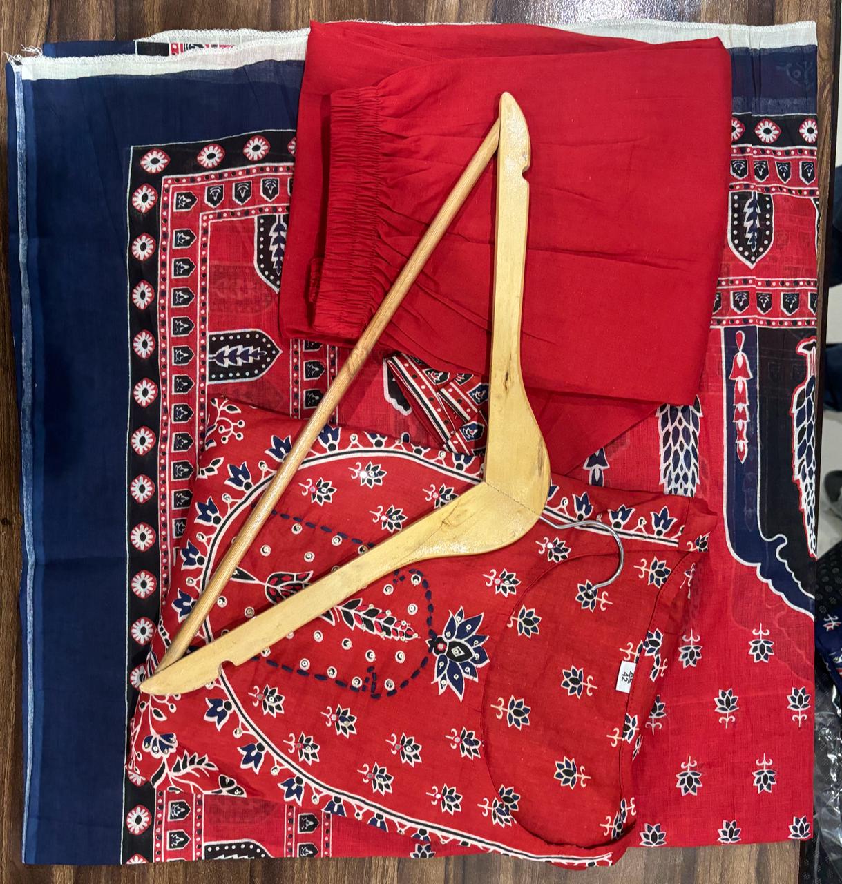 Women Anarkali Full gher Cotton Red Dupatta set