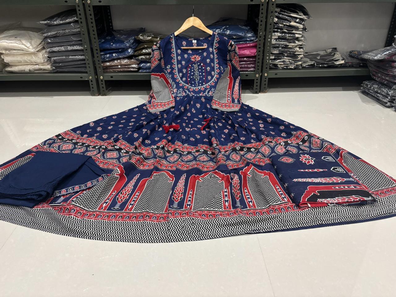Women Anarkali Full gher Cotton Blue Dupatta set
