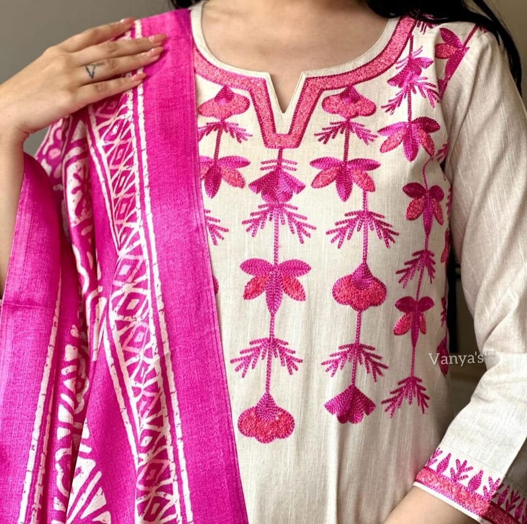 Handloom Cotton Off-White Kurta Pant Dupatta set