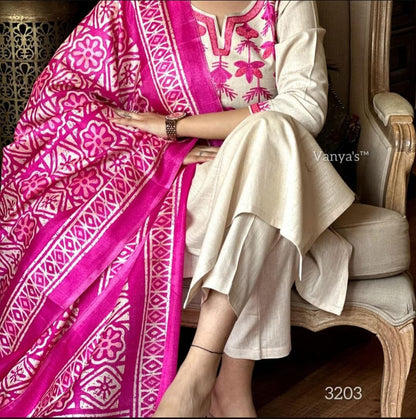 Handloom Cotton Off-White Kurta Pant Dupatta set
