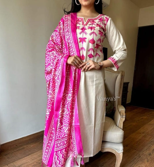 Handloom Cotton Off-White Kurta Pant Dupatta set