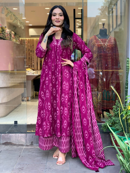 Women Cotton Ikkat Pink Kurta Pant and Dupatta set