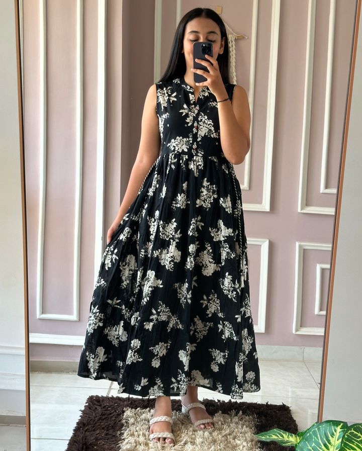 Women Cotton Black Middy Gown